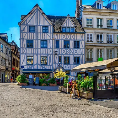 Manon Magnifique F2 Avec Vue Apartman *